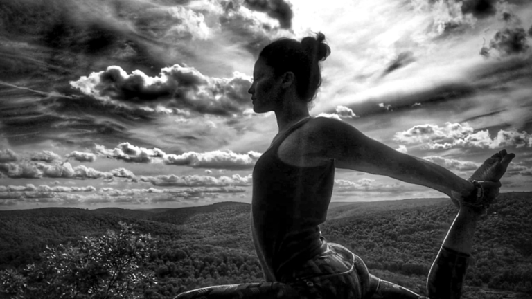 Beyniniz İçin Elinizi Yakmanız ile Kalbinizin Kırılması Arasında Bir Farklılık Yok!